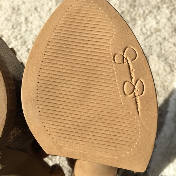 Jessica Simpson heels- super gorgeous - Picture 9 of 14